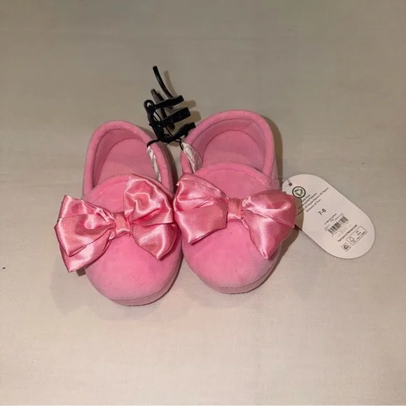 NWT - Toddler Girls Slipper - size 7 - Picture 2 of 3
